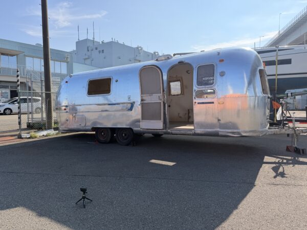 GM004-1970AIRSTREAM OVERLANDER
